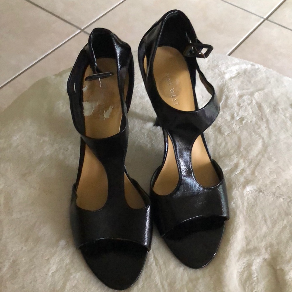 Nine West black sandals